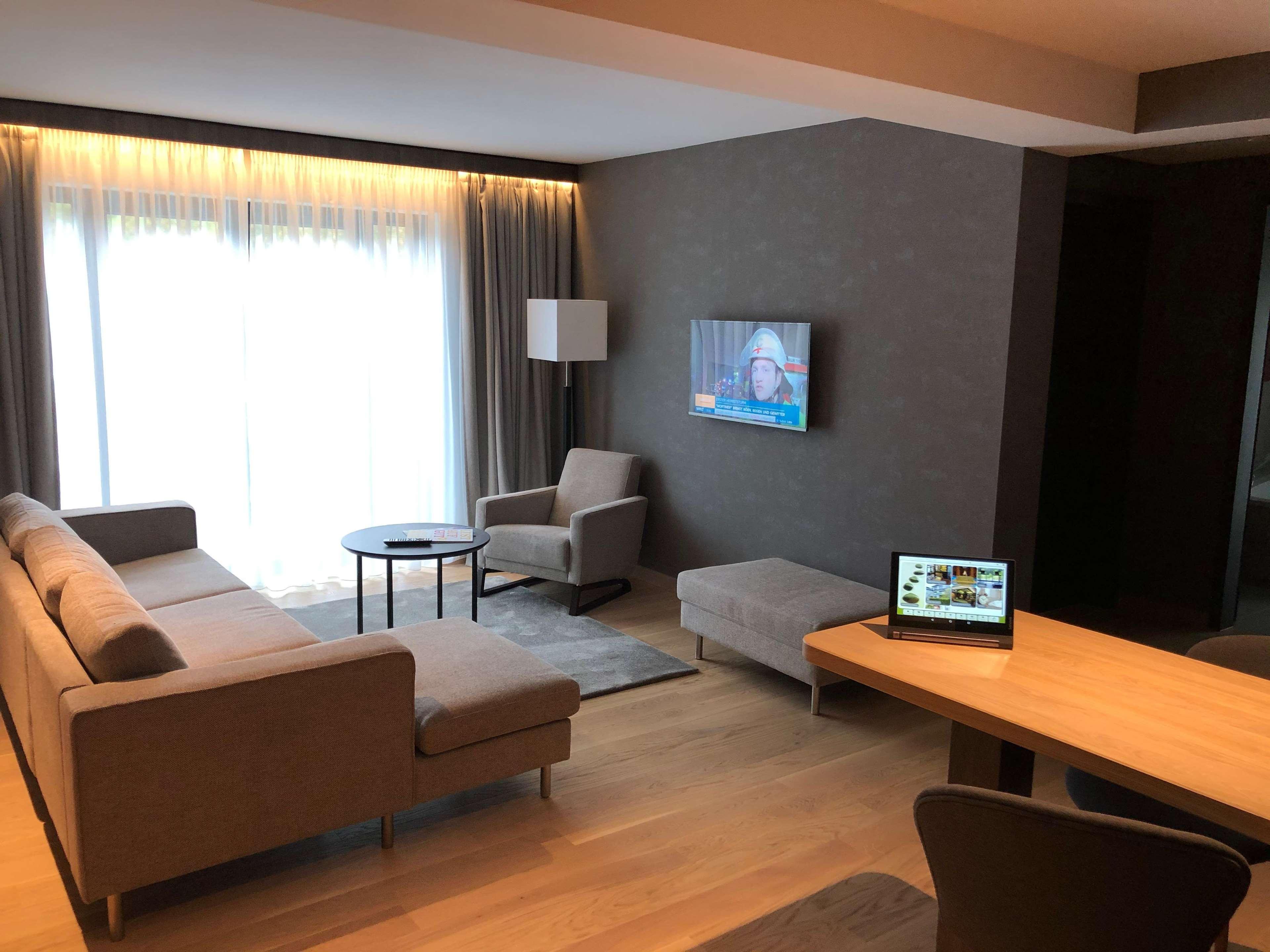 Essensio Hotel Duesseldorf แอร์คราท ภายนอก รูปภาพ