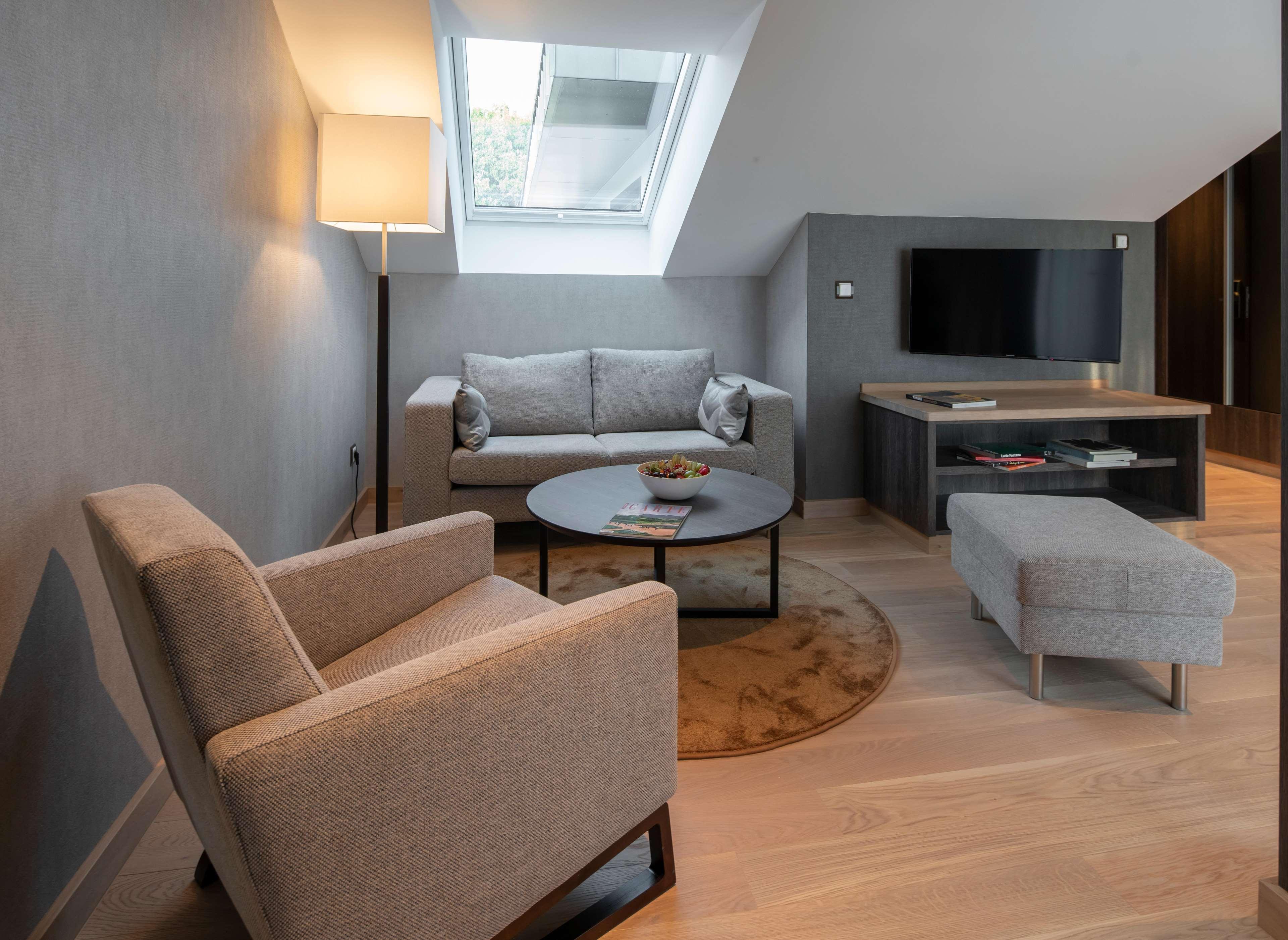 Essensio Hotel Duesseldorf แอร์คราท ภายนอก รูปภาพ