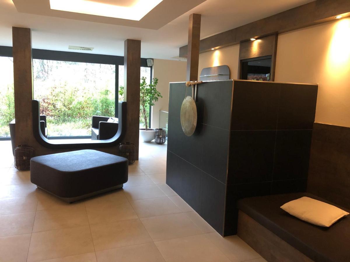 Essensio Hotel Duesseldorf แอร์คราท ภายนอก รูปภาพ