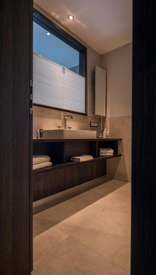 Essensio Hotel Duesseldorf แอร์คราท ภายนอก รูปภาพ