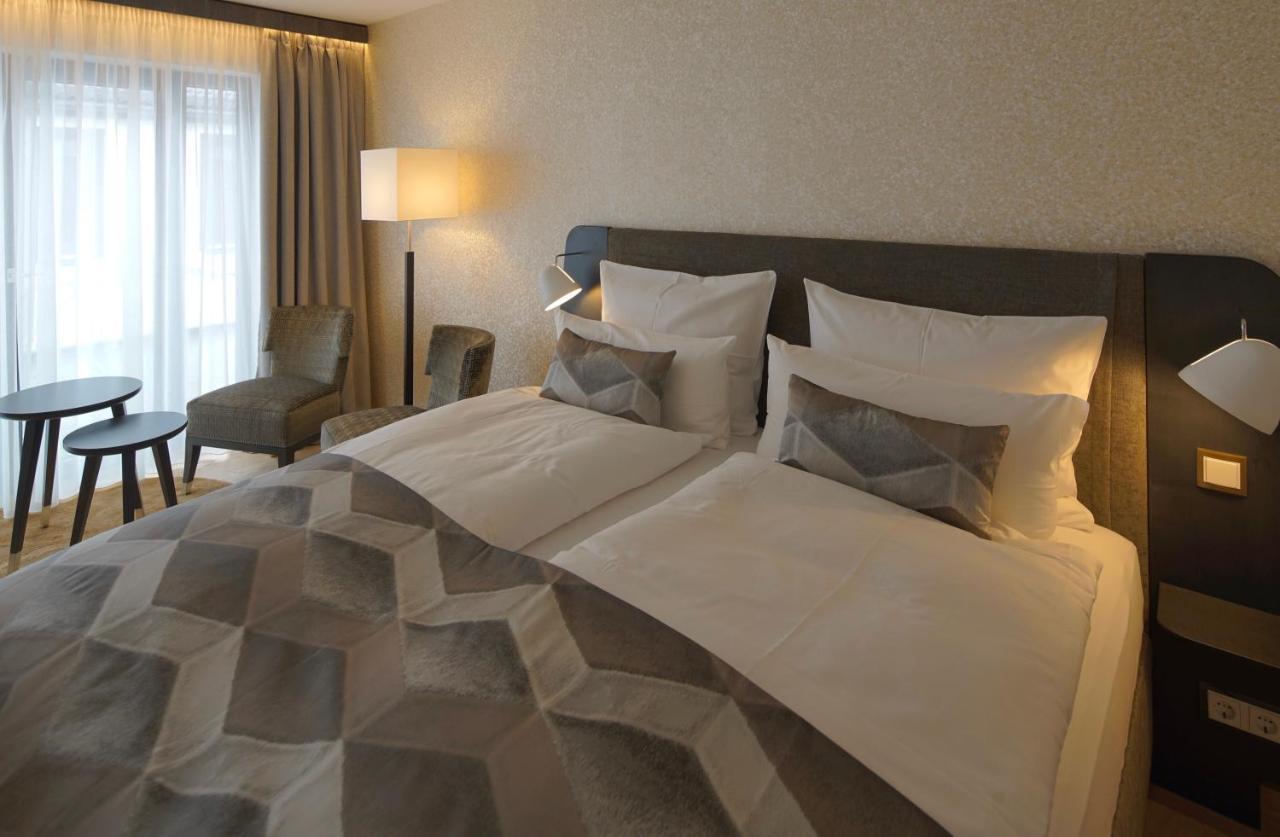 Essensio Hotel Duesseldorf แอร์คราท ภายนอก รูปภาพ